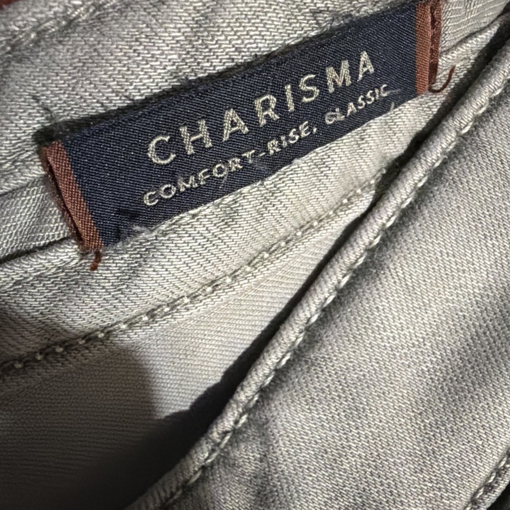 34 Heritage Men's Gray Charisma Comfort-Rise Classic Fit 35x32 Jeans - Picture 9 of 12